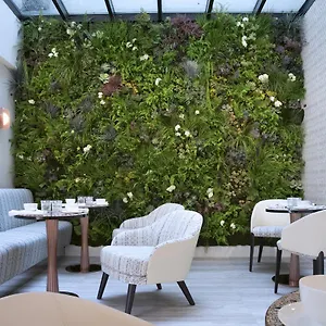 فندق دريس كودآند سبا باريس